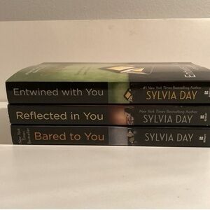 BOOkS Sylvia Day Entwined with you Reflected in you Bared to you